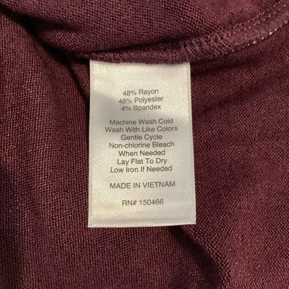 41 Hawthorn Benni Wrap Ruched Top Size XS Petite Burgundy - Picture 7 of 7